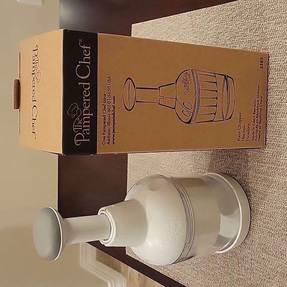 The Pampered Chef Kitchen The Pampered Chef Food Chopper Poshmark